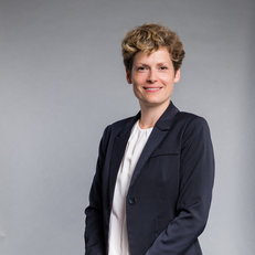 Anna-Katharina Ruhe Anna-Katharina Ruhe