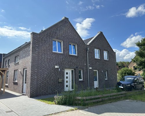 Baubeginn in Kürze! Neubau Doppelhaushälfte im grünsten Stadtteil Oldenburgs!-