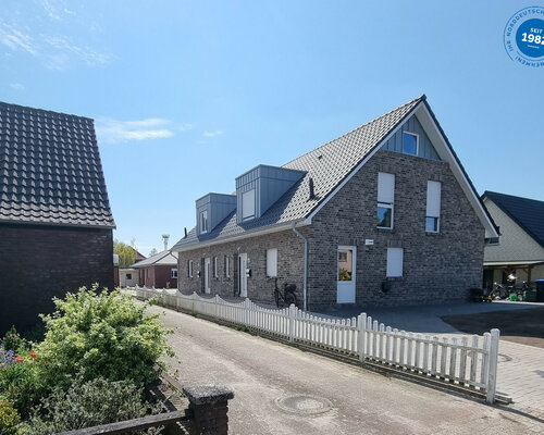 Neubau Doppelhaushälfte in Augustfehn!-